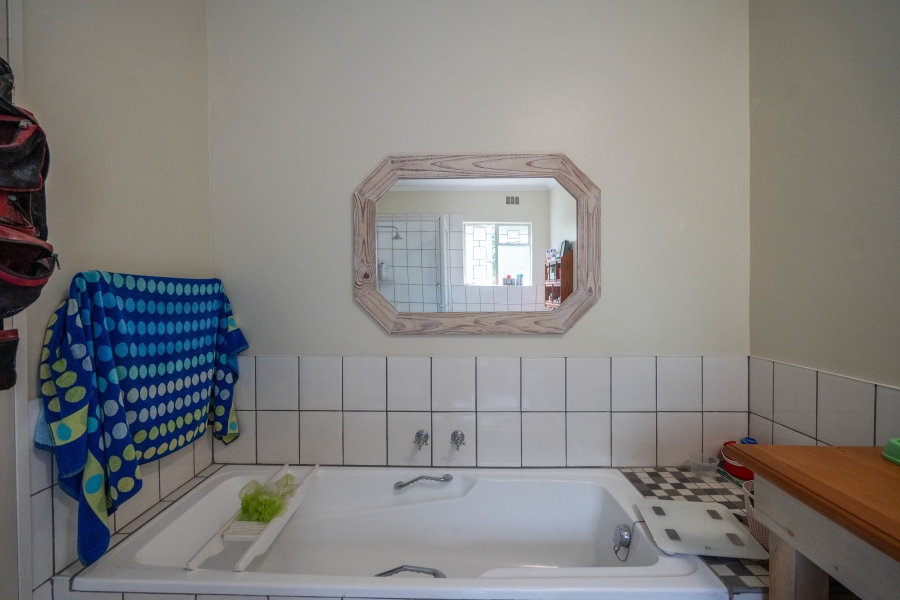 4 Bedroom Property for Sale in Bathurst Eastern Cape